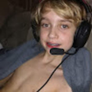 Meet your Posher, Addy